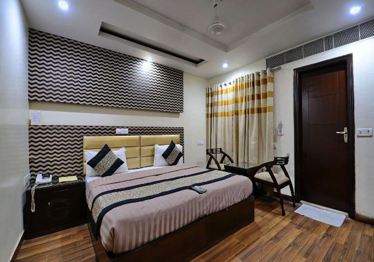 Hotel The Daanish Residency - Karol Bagh Нью-Делі Екстер'єр фото