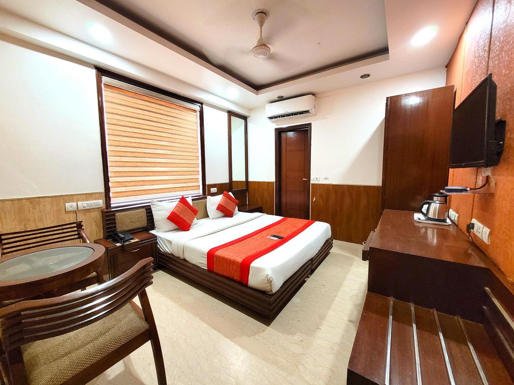 Hotel The Daanish Residency - Karol Bagh Нью-Делі Екстер'єр фото