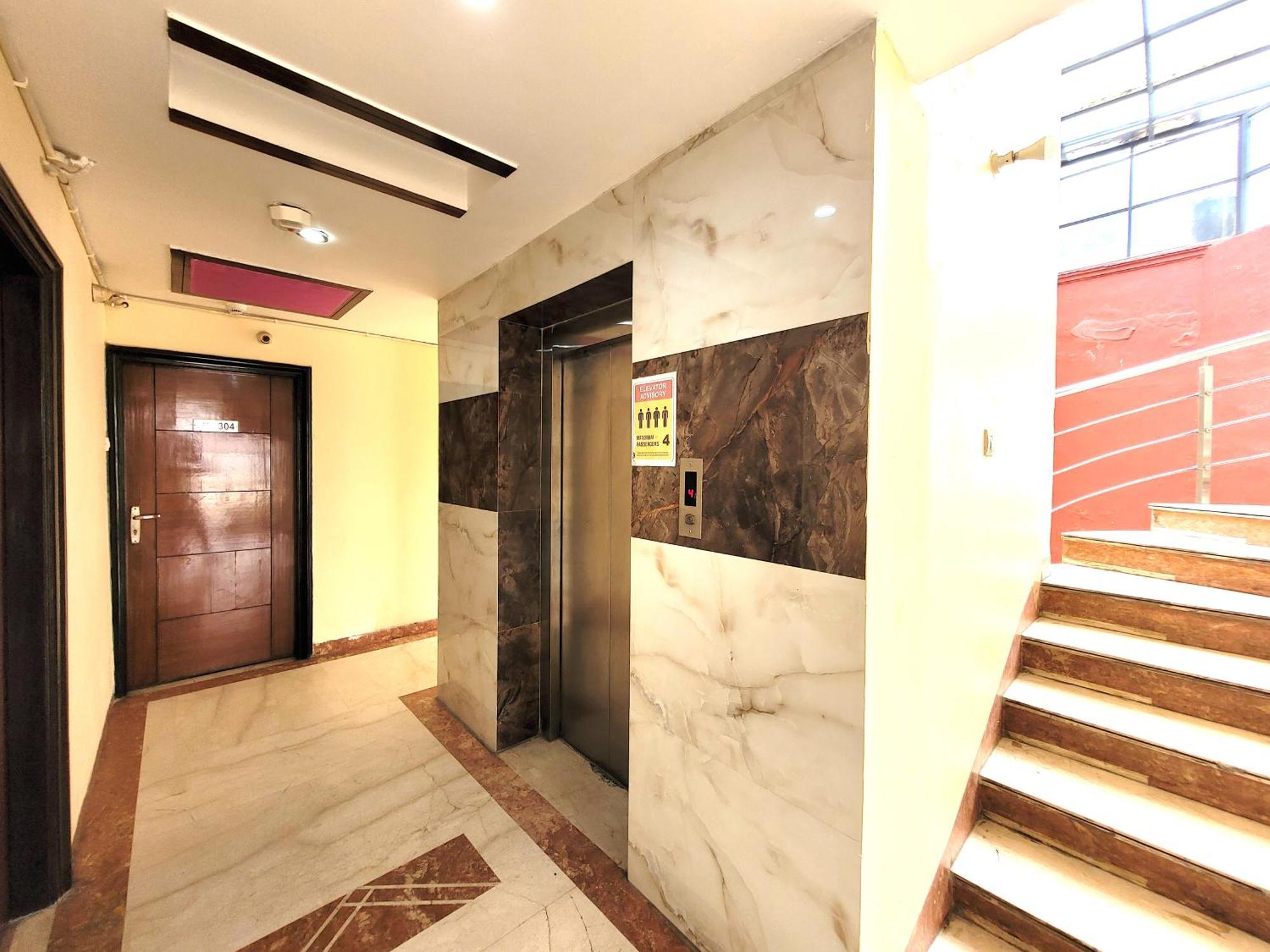 Hotel The Daanish Residency - Karol Bagh Нью-Делі Екстер'єр фото