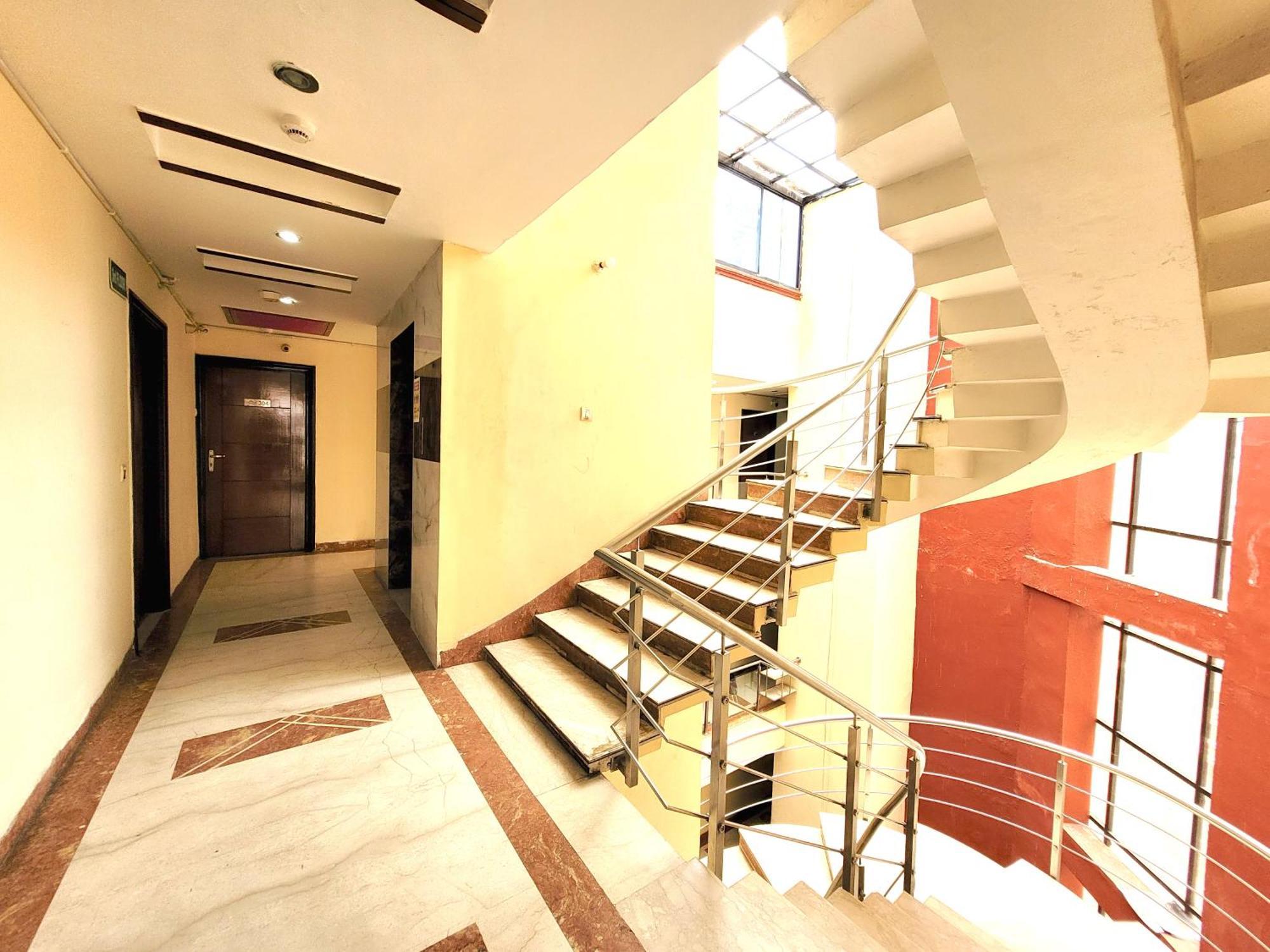 Hotel The Daanish Residency - Karol Bagh Нью-Делі Екстер'єр фото