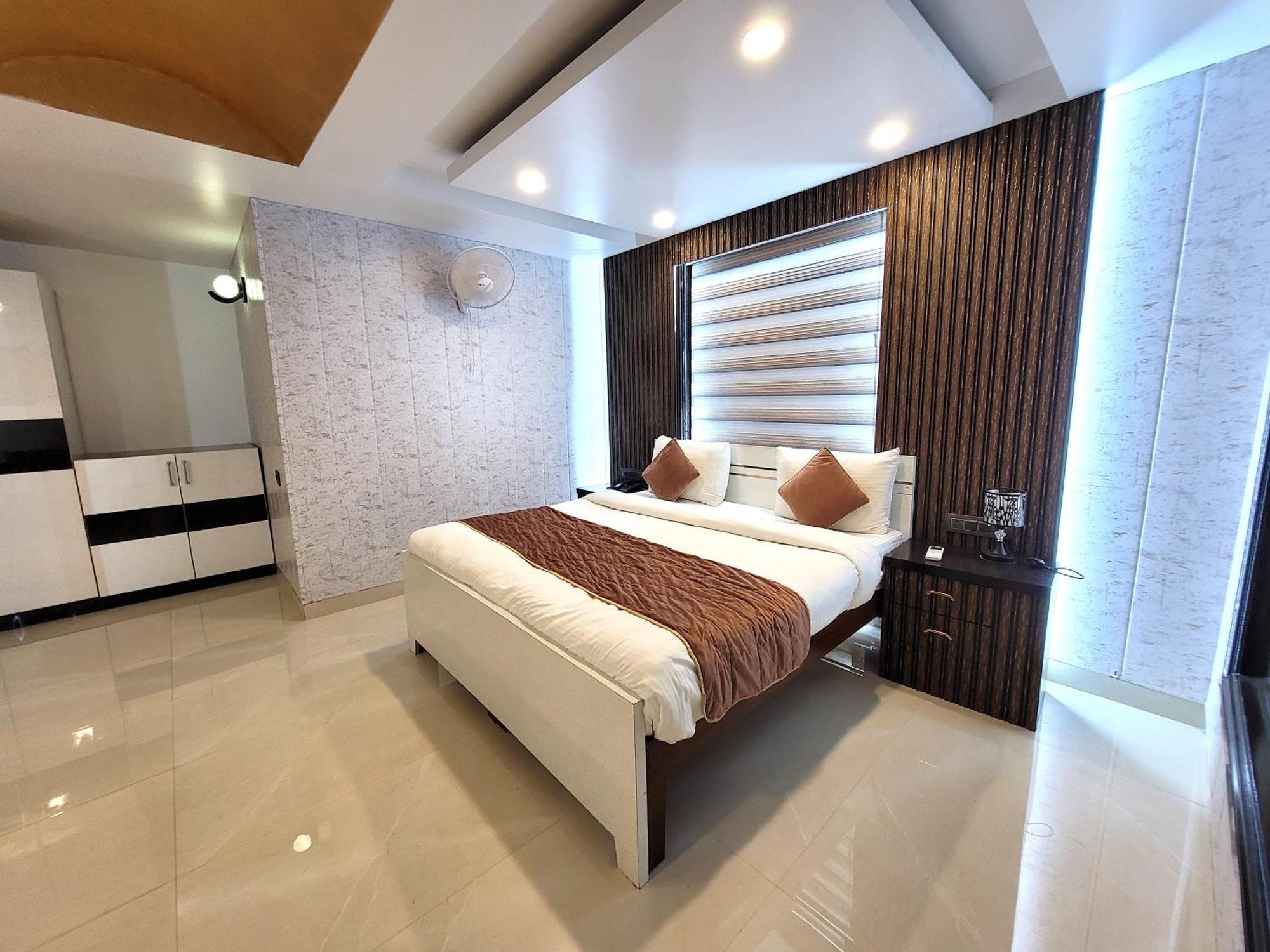 Hotel The Daanish Residency - Karol Bagh Нью-Делі Екстер'єр фото