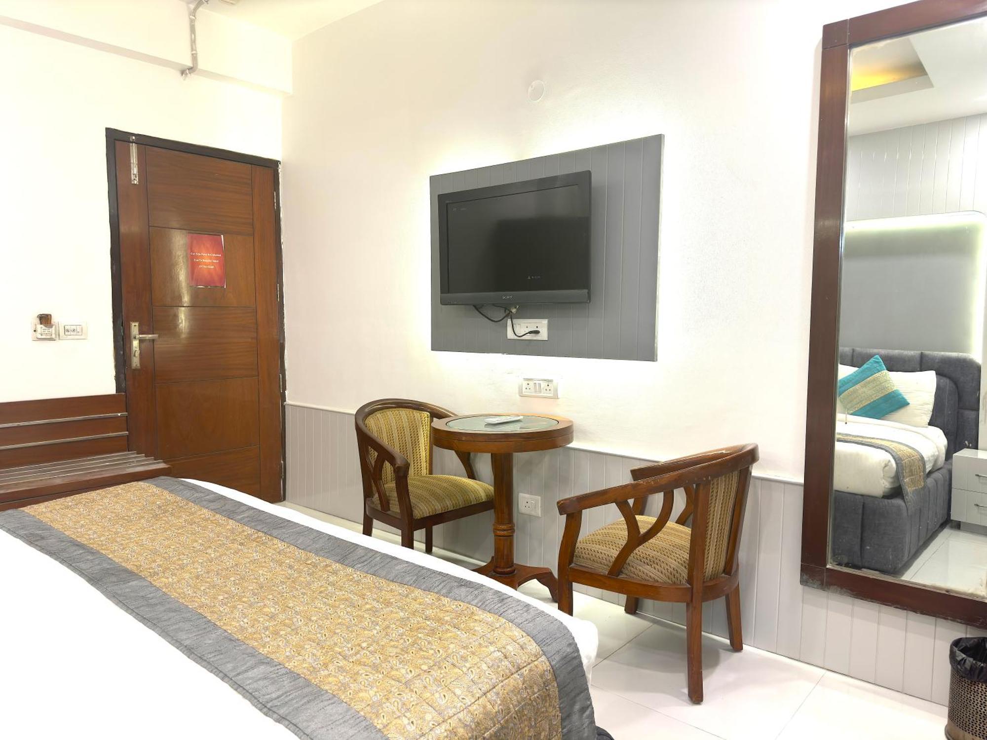 Hotel The Daanish Residency - Karol Bagh Нью-Делі Екстер'єр фото