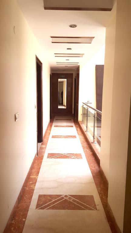 Hotel The Daanish Residency - Karol Bagh Нью-Делі Екстер'єр фото